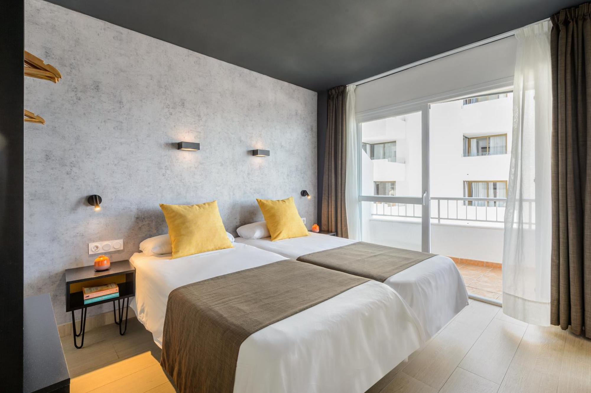Apartamentos Vibra Jabeque Dreams Cidade de Ibiza Exterior foto